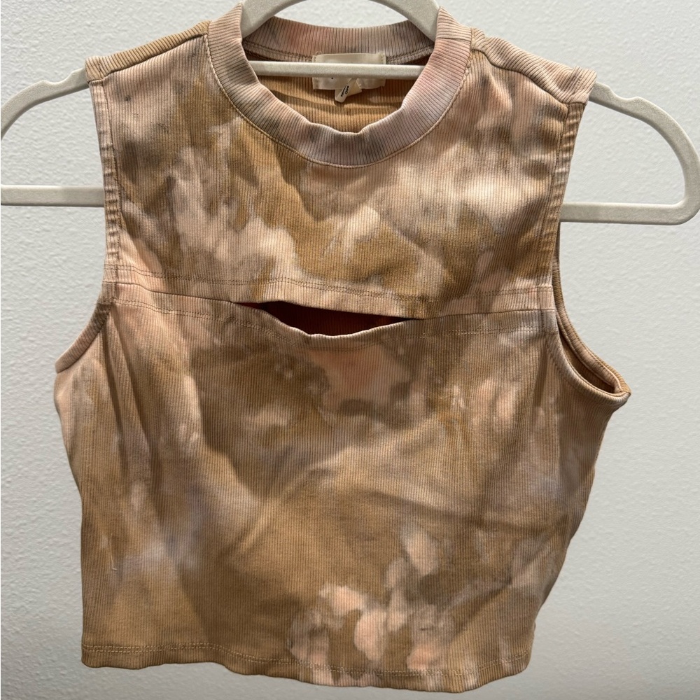 Tie-Dye Sleeveless Crop Top